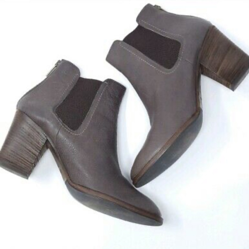 Aquatalia Vero Cuoio Fabien Booties Stacked Heel